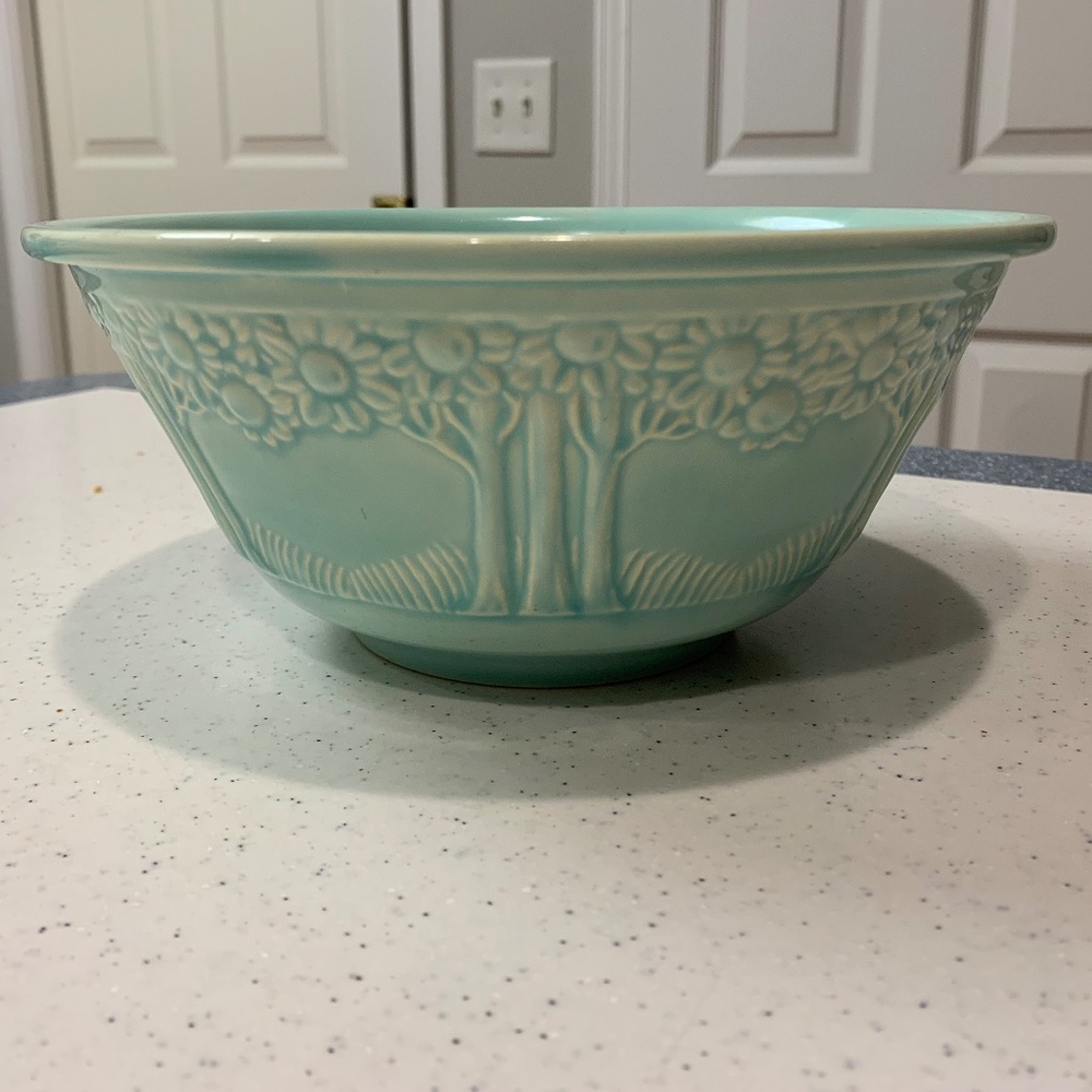 Homer Laughlin Apple (or Orange) Tree 8” Bowl